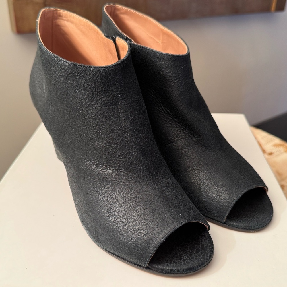 WORN ONCE Maison Margiela Black Open Toe Heels Ankle Boots Booties Shoes - 39/9